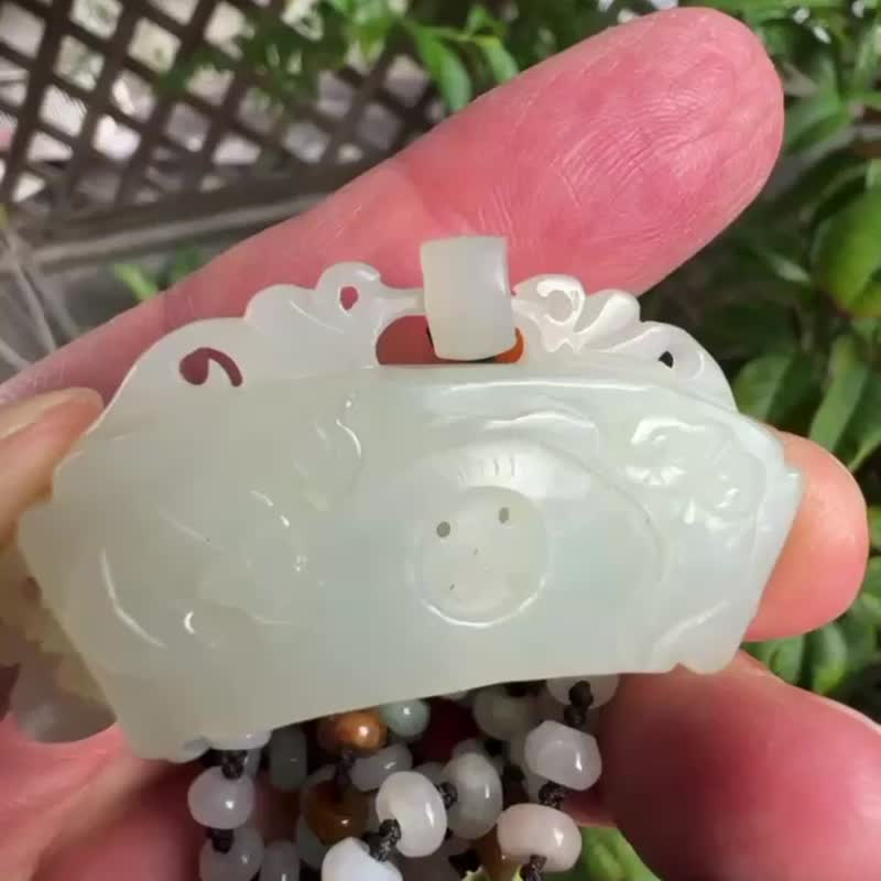 天然和田玉 白玉 福(蝠)在眼前 玉牌 玉墜 男女款 吊墜 掛件 項鍊 - 項鍊 - 玉石 白色
