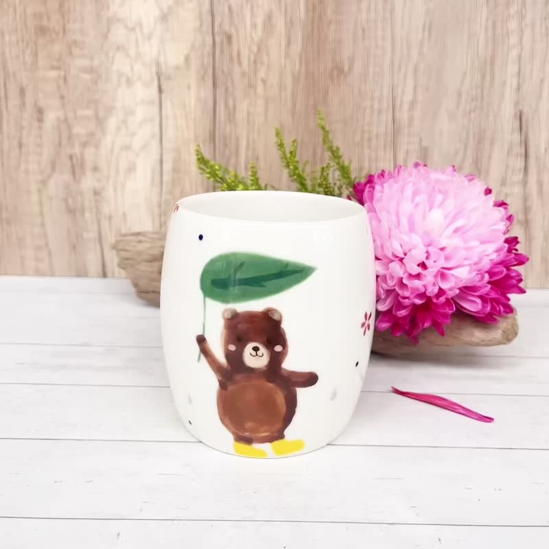 A Lu Little Bear and Good Friends Large Ceramic Cup/Mug/Gift Original Handmade Hand-painted Only One Piece - แก้ว - ดินเผา หลากหลายสี