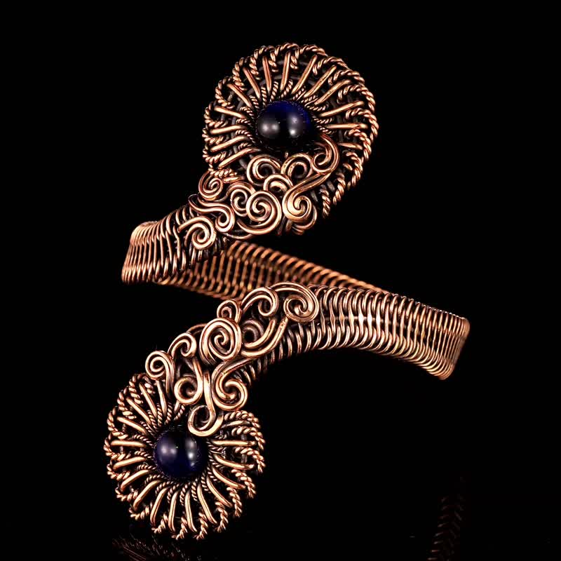 Natural falcon eye cuff bracelet for woman, Copper wire wrapped flower bangle - 手鍊/手環 - 寶石 藍色