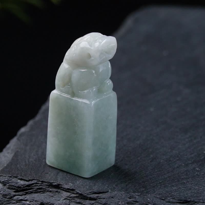 【招財神獸】飄綠翡翠貔貅玉印章 | 天然緬甸玉翡翠A貨 | 送禮 - 印章/印台 - 玉石 綠色