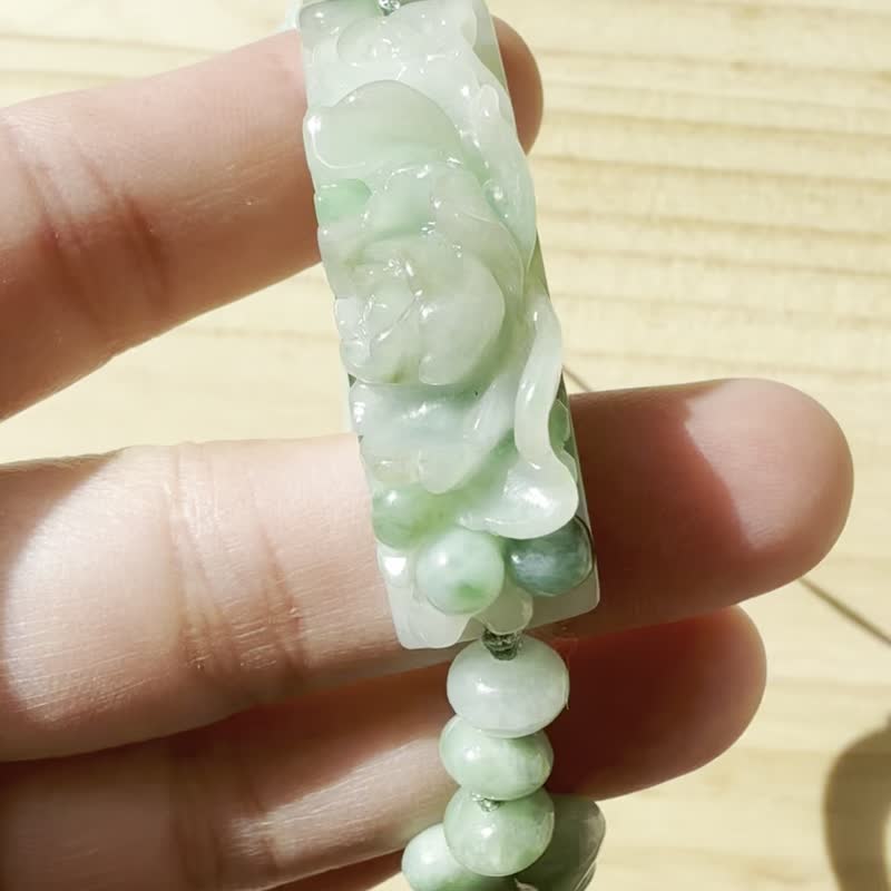 手工編織翡翠手鍊 — 綠意綻放 - 手鍊/手環 - 玉石 綠色