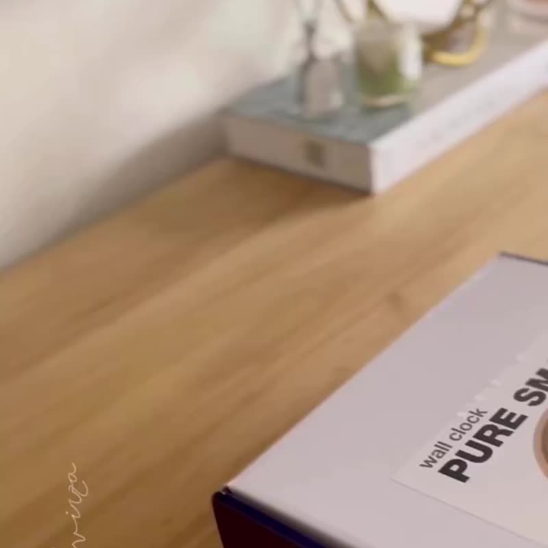 カールソン、オランダ、22cm木製ライトウッドデジタルウォールクロックウォールクロックピュアバスウッド - 時計 - 木製 ブラウン