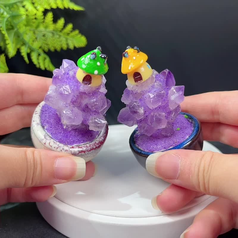 Natural amethyst rough crystal cluster ceramic landscape potted small mushroom house yellow green red