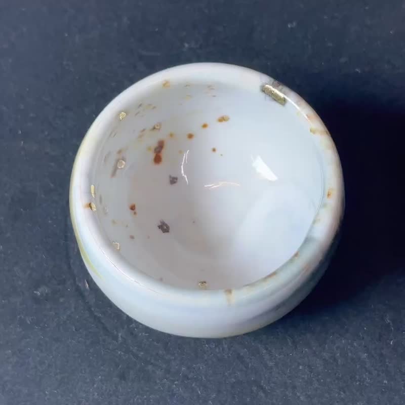 余華宇老師新作-白瓷墨志野鎏金杯-開片系列-容量約60cc - 茶壺/茶杯/茶具 - 瓷 
