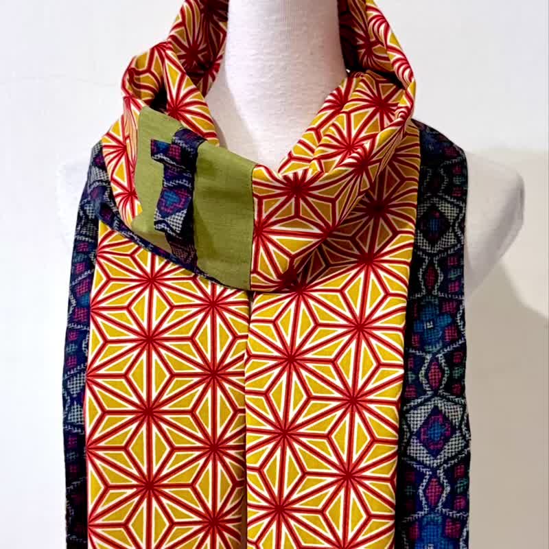 手作り/日本アンティーク織物万華鏡大島紬麻の葉柄シルクウールパッチワークスカーフ/No.284 - マフラー・ストール - シルク・絹 多色