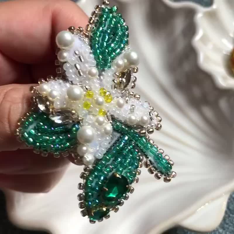 LOEFF レモン刺繍ビスチェ 80b94ad57e03838aa6fd66b198f643