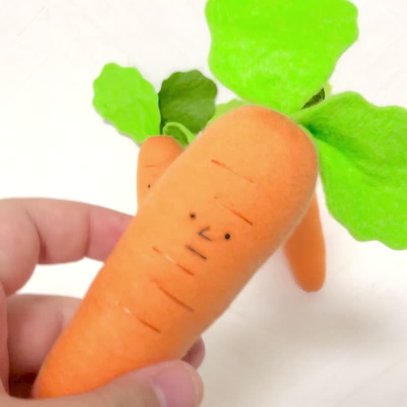 Carrot - ตุ๊กตา - ผ้าฝ้าย/ผ้าลินิน สีส้ม