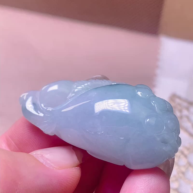飄藍花翡翠金魚 | 天然緬甸玉A貨翡翠 | 送禮 - 項鍊 - 玉石 白色