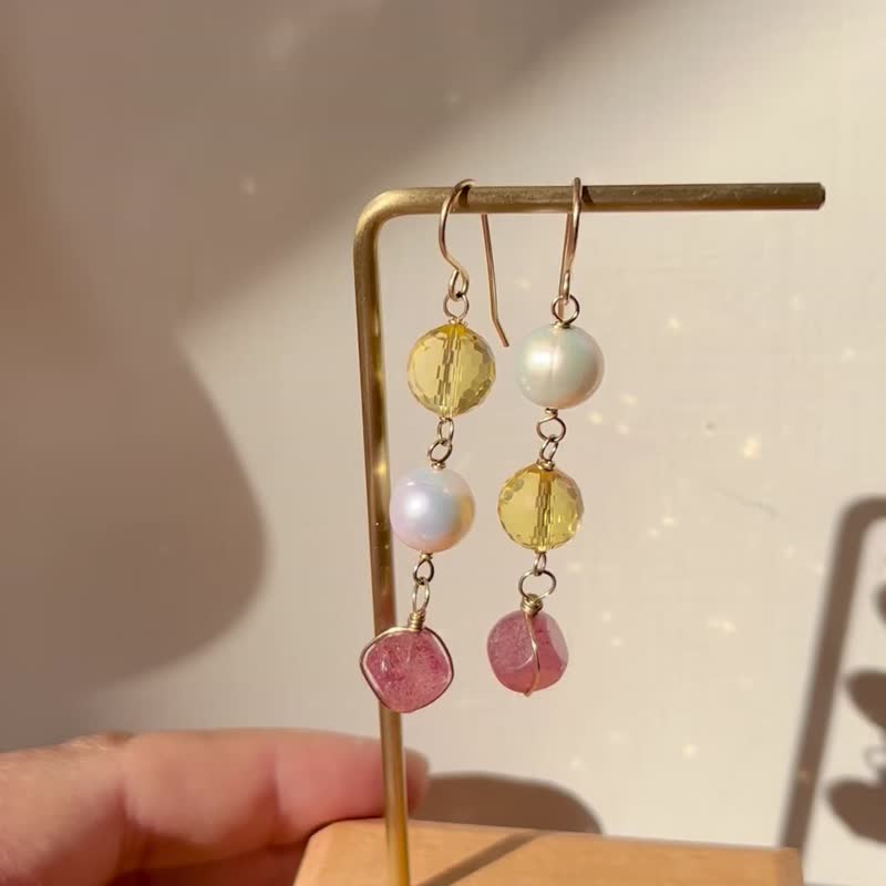 Gemstone Earrings & Clip-ons Multicolor - statement earring natural pearl strawberry quartz citrine