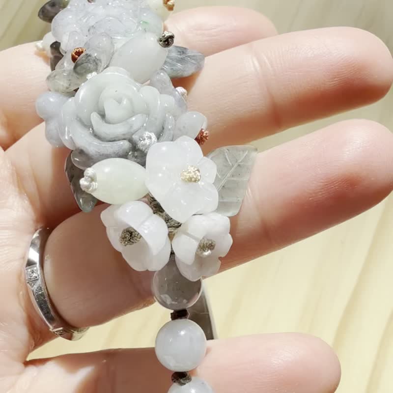 Handmade Jade Bracelet - Smoky Garden Peony - 手鍊/手環 - 玉石 銀色