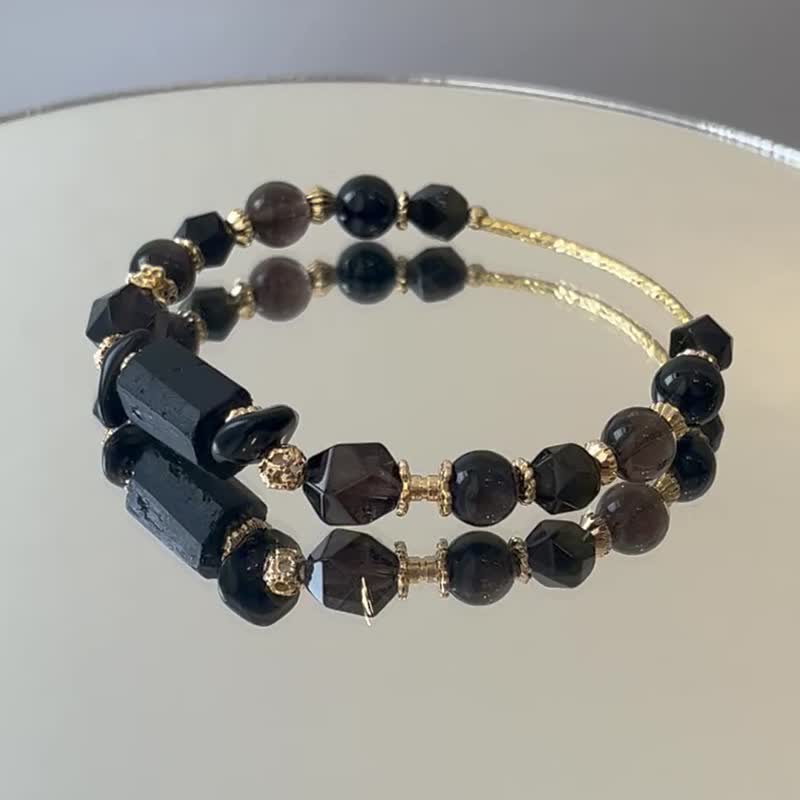 Good luck, ward off evil and protect against villains, black tourmaline, Silver Stone, obsidian, black agate, citrine, natural crystal bracelet - สร้อยข้อมือ - คริสตัล 