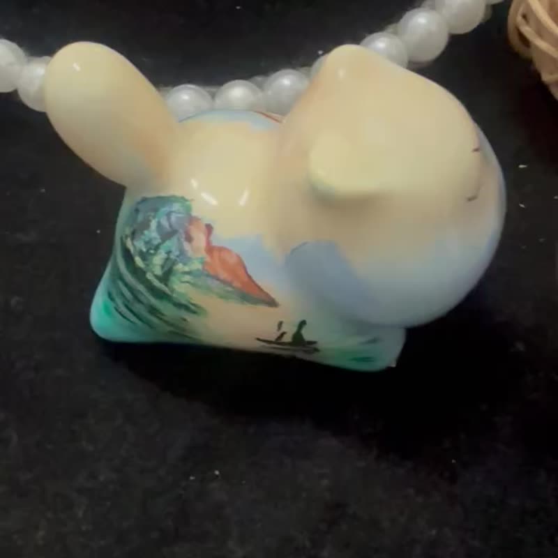 Lake View Urushi Painted Cat Figurine - ของวางตกแต่ง - วัสดุอื่นๆ 