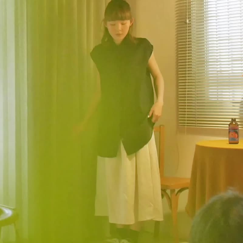 Linen Sleeveless - Black Color - 女上衣/長袖上衣 - 亞麻 黑色