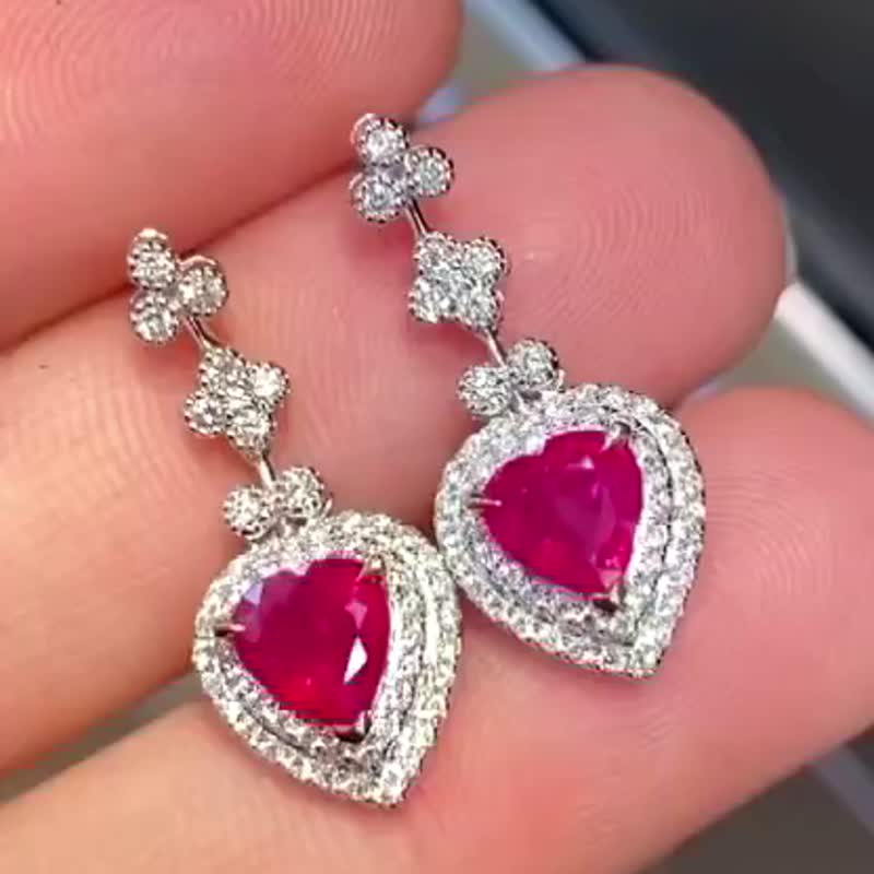 Burmese ruby ​​stud earrings 2.2 carats - ต่างหู - เครื่องเพชรพลอย 