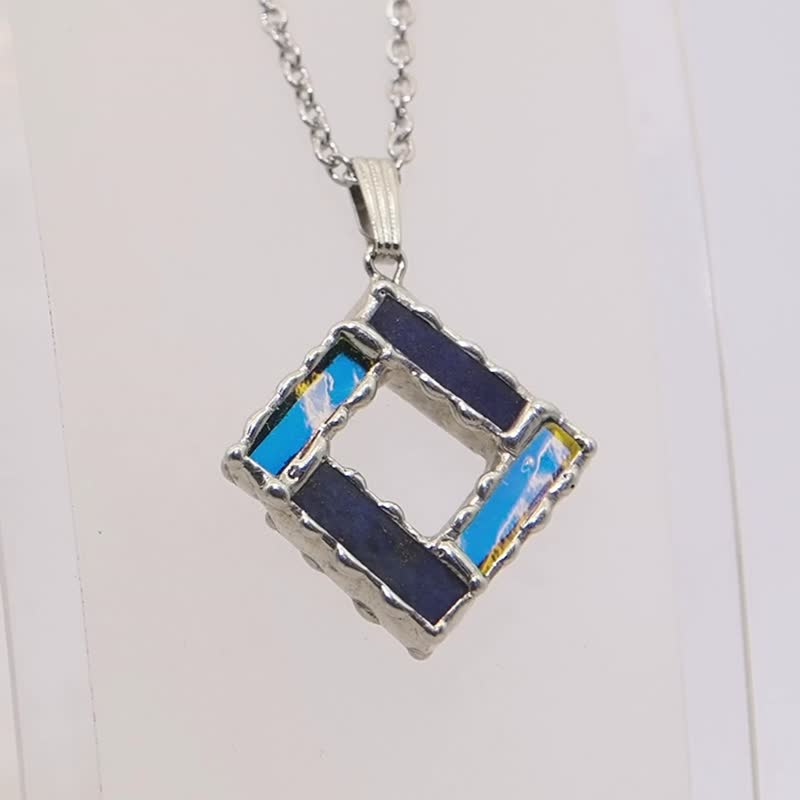 Minuteness stained glass and lapis lazuli pendant - Necklaces - Glass Multicolor