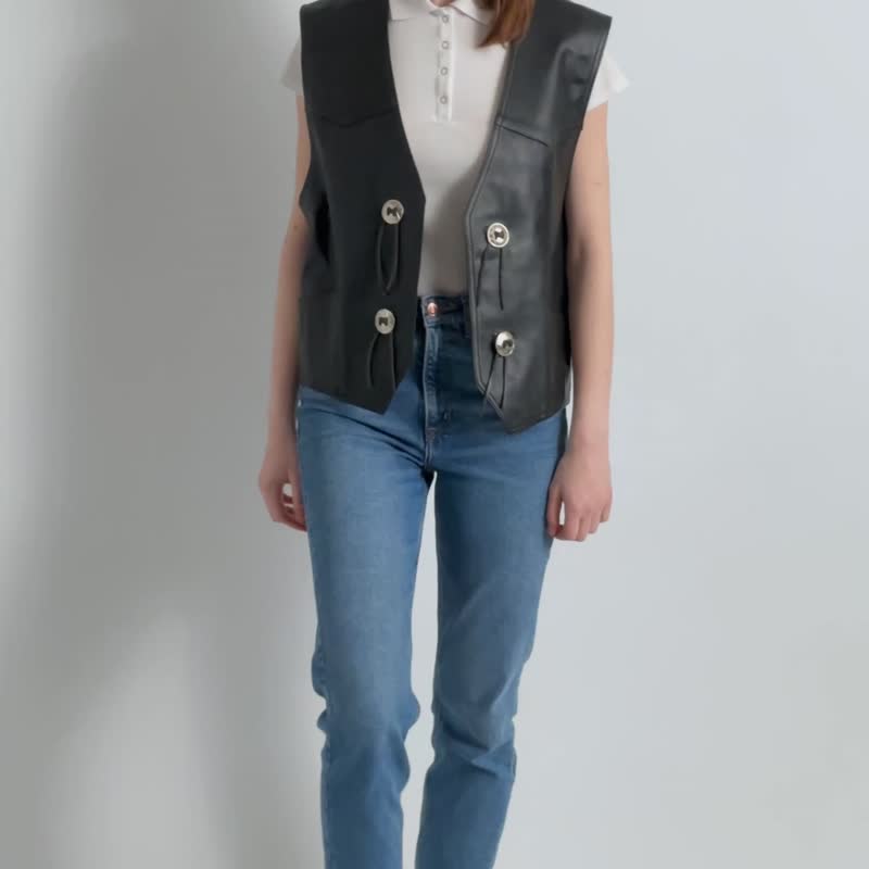 Vintage Black Leather Vest made, UNISEX Women Small Size Top 7091 - 背心/無袖上衣 - 真皮 黑色