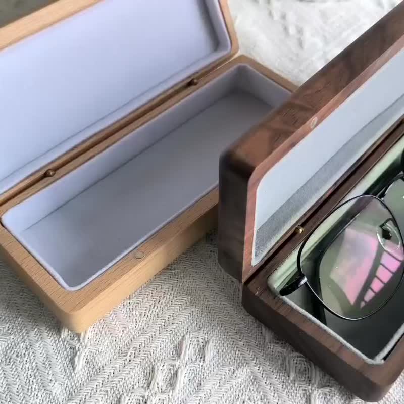 Custom Walnut Eyeglasses Box, Personalized Wooden Glasses Case - กล่องแว่น - ไม้ 