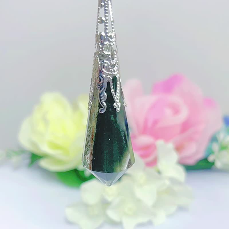 Natural GREEN PHANTOM CRYSTAL Pendulum Necklace. - Necklaces - Crystal Multicolor