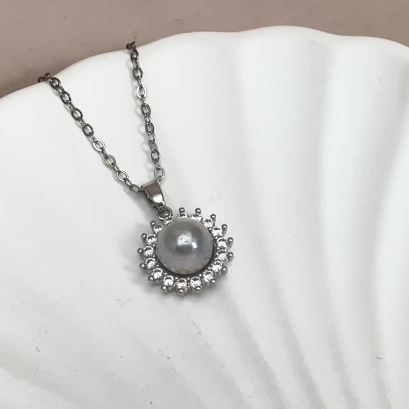 Sunflower natural seawater pearl akoya real Linen pendant with Silver necklace - สร้อยคอ - ไข่มุก สีใส