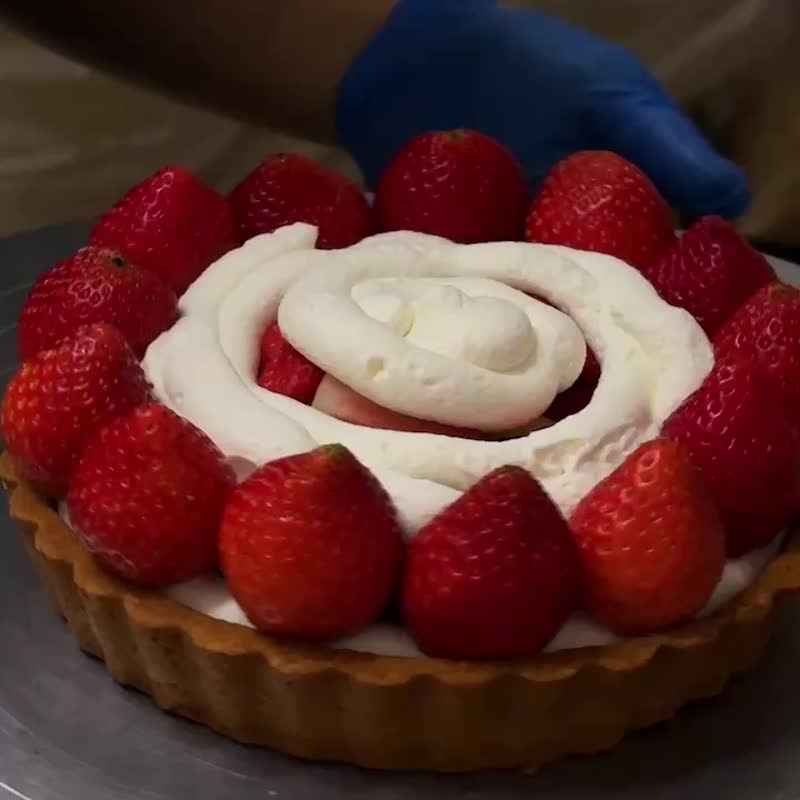 [1% Bakery store pick-up only] Strawberry Hill Tower - Cake & Desserts - Fresh Ingredients Pink