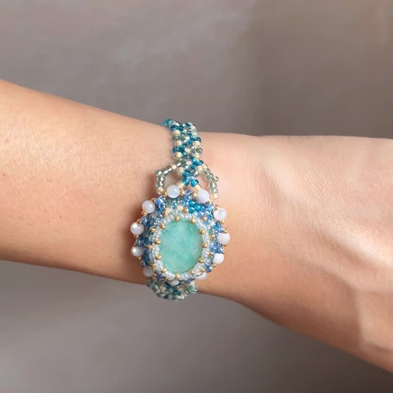 Amazonite mother-of- Stone ocean-themed glass rice bead bracelet - สร้อยข้อมือ - คริสตัล สีน้ำเงิน