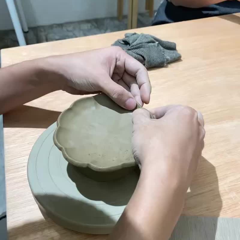 週六 基礎手捏器皿 4/12 4/19 4/26 - 陶藝/玻璃 - 陶 