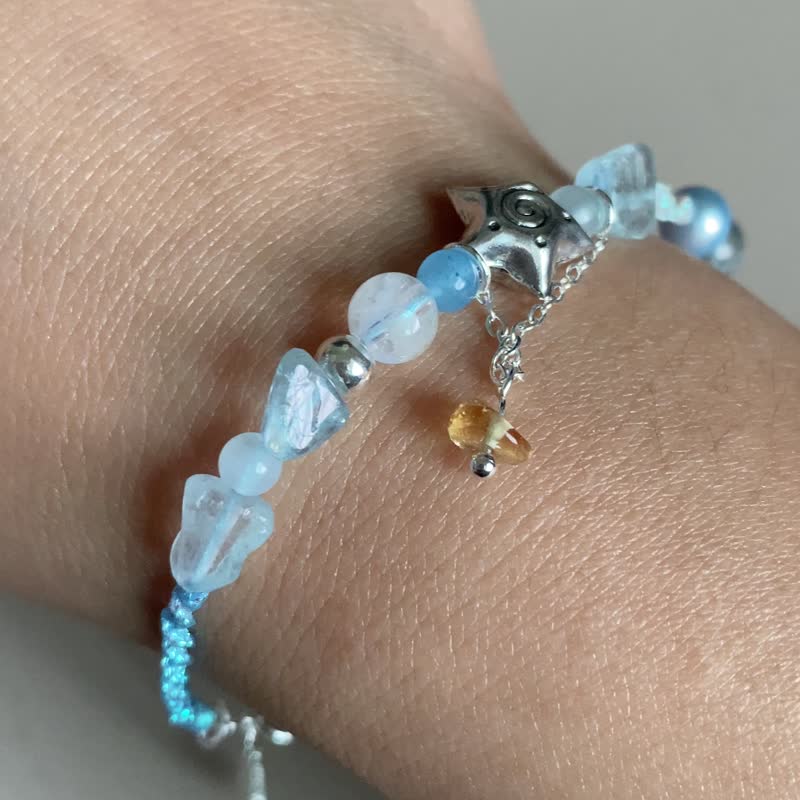 [Kimiko handmade jewelry] Sterling silver haoxingqing shape aquamarine bracelet design - Bracelets - Crystal Blue