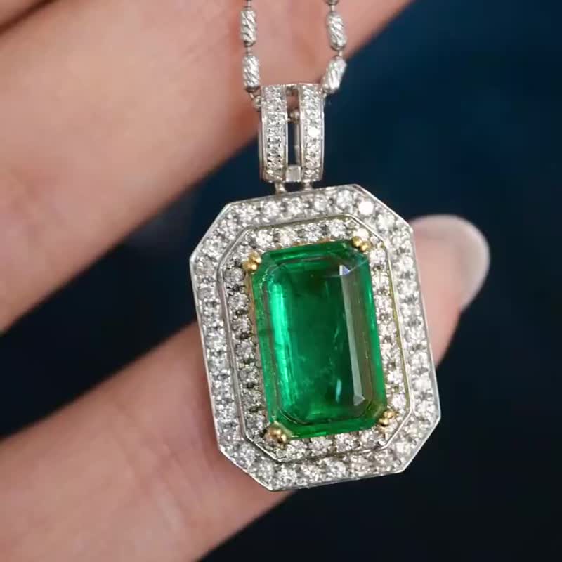 祖母綠吊墜  2.45克拉 - 項鍊 - 寶石 