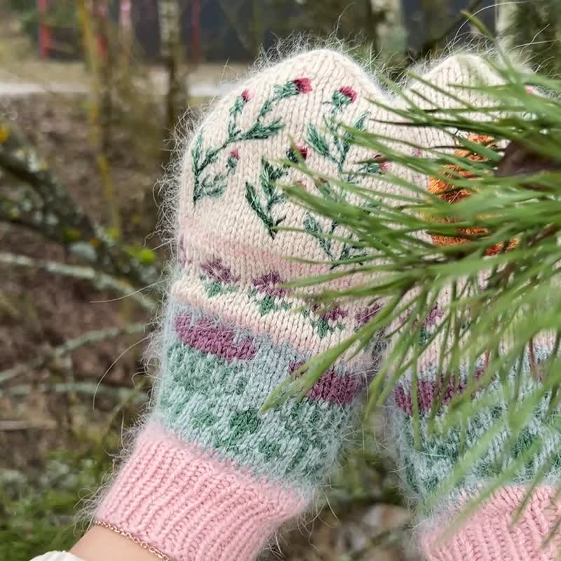 手刺繍が施されたニットミトン - 手袋 - ウール 多色