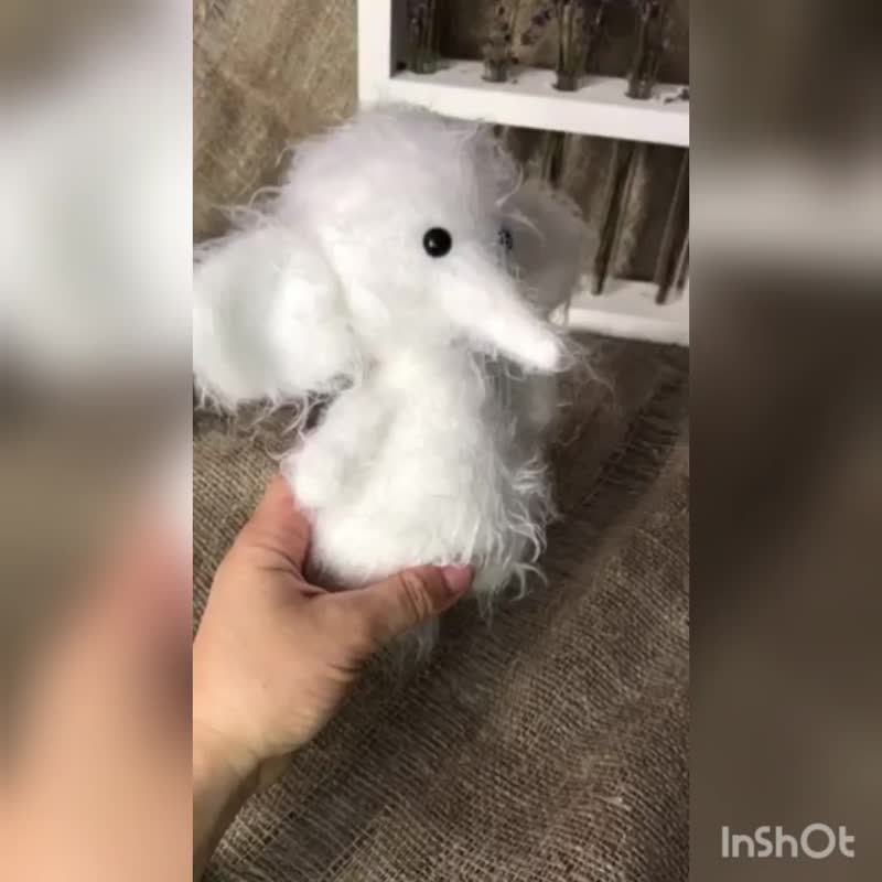 泰迪熊鉤針編織小號手工毛絨大象禮物可愛玩具 - 公仔/玩偶 - 棉．麻 白色