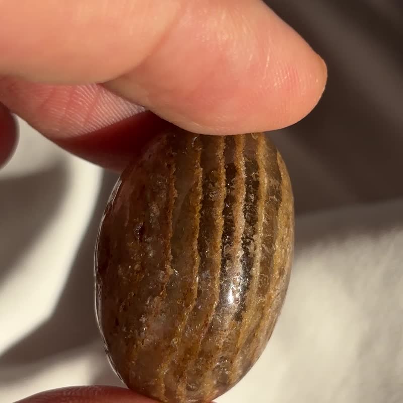 千層幽靈 白幽靈 紅幽靈 水晶 全包隨型 手把玩 天然原石 水晶原 - 擺飾/家飾品 - 水晶 橘色