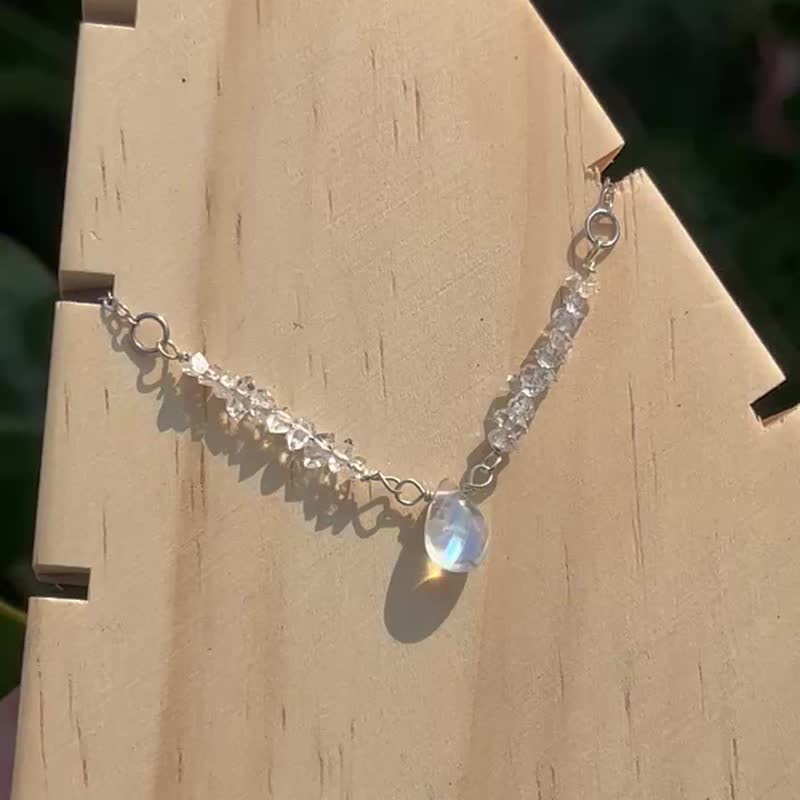 Natural blue halo moonstone Herkimon Shining Diamond S925 sterling silver necklace natural crystal necklace - สร้อยคอ - เครื่องประดับพลอย 