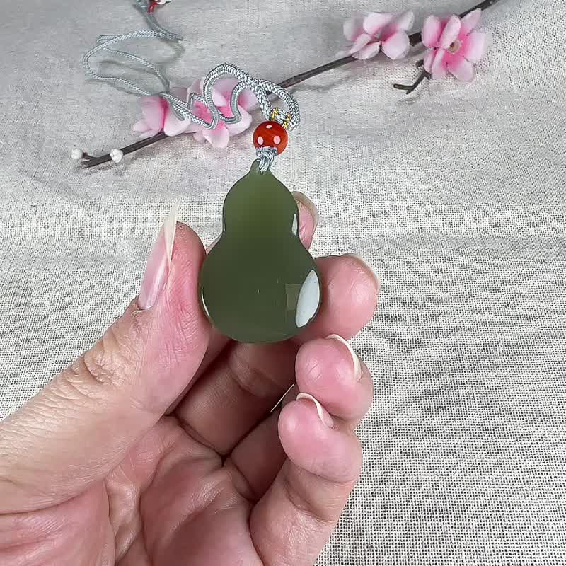 天然和田玉深湖水綠葫蘆吊墜玉質細膩溫潤色澤柔和匠心獨運 - 吊飾/掛飾 - 玉石 