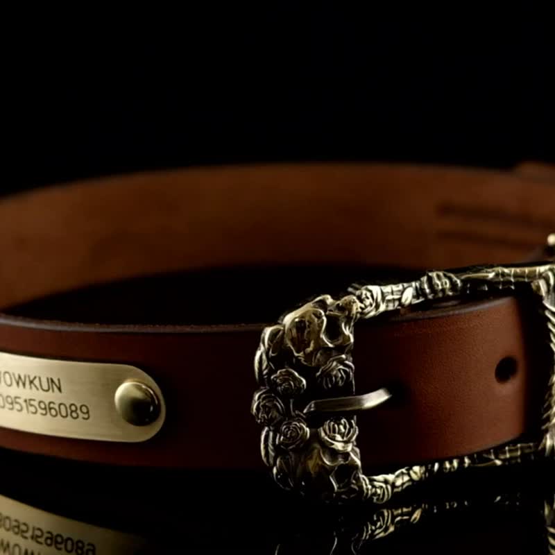 Personalized dog collar Skull and Roses, tan leather pet collar with name plate - 項圈/牽繩 - 真皮 咖啡色