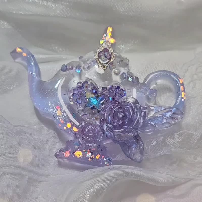 幻海夢蝶系列-幻璃星壺 手工滴膠流沙吊飾 - 吊飾/掛飾 - 樹脂 紫色