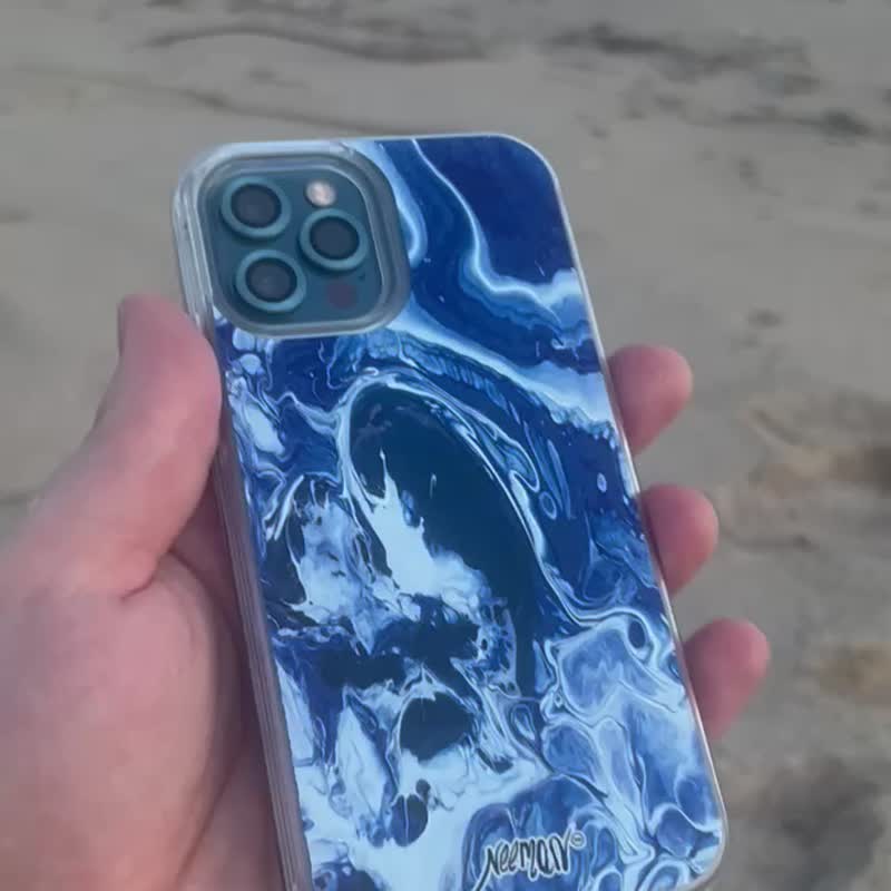 Sea holiday vibes iPhone 12 phone case artistic phone cover Limited Edition - งานดีไซน์ดิจิทัลอื่นๆ - ซิลิคอน สีน้ำเงิน