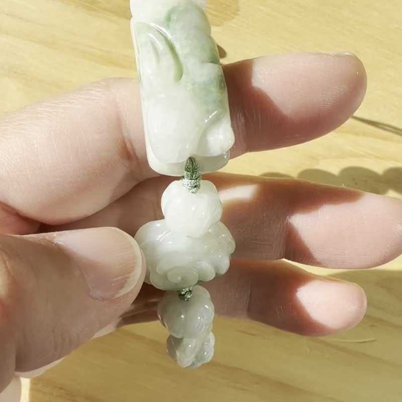 手工翡翠手串 — 森林裡的小兔子 - 手鍊/手環 - 玉石 黃色