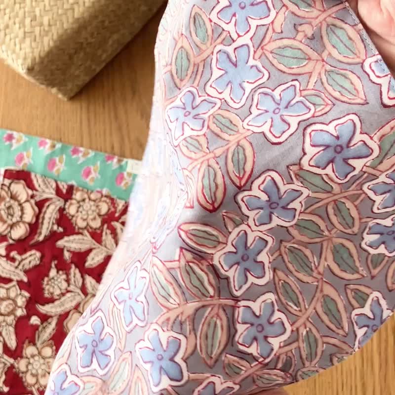 木刻印花雙層紗手帕 - 手帕 - 棉．麻 紅色