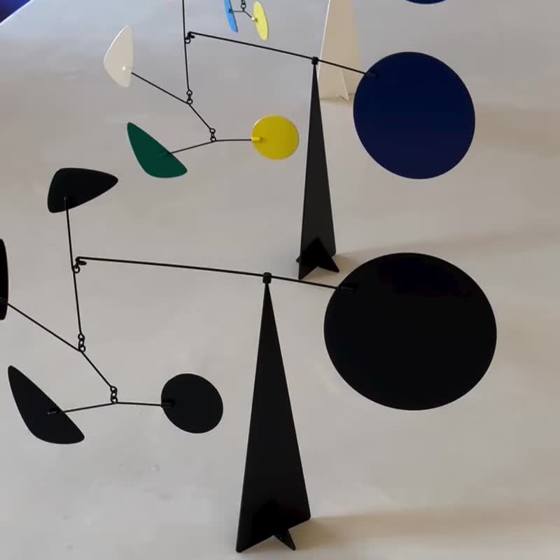 西班牙 VOLTA TOKYO 時尚創意雕塑藝術裝置 家居軟裝飾品 領導禮 - 擺飾/家飾品 - 其他材質 多色