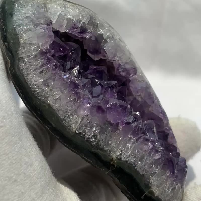 烏拉圭 閃透紫 紫水晶 紫晶簇 紫晶花 彩晶簇 水晶簇 大牙 水晶原 - 擺飾/家飾品 - 水晶 紫色