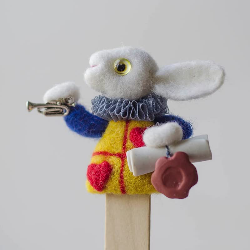 Handmade White Rabbit Bookmark  Alice in Wonderland Gift for Reader - ที่คั่นหนังสือ - ขนแกะ ขาว