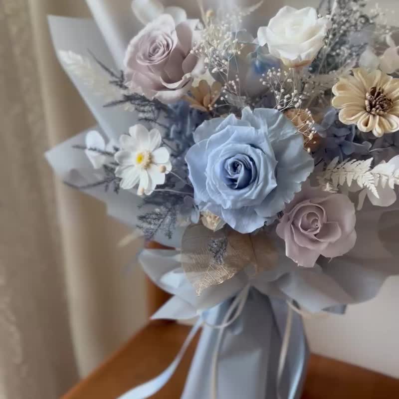 灰藍色永生花束/情人節花束/生日花束/告白花束 永生花 不凋花 - 乾燥花/永生花 - 植物．花 藍色