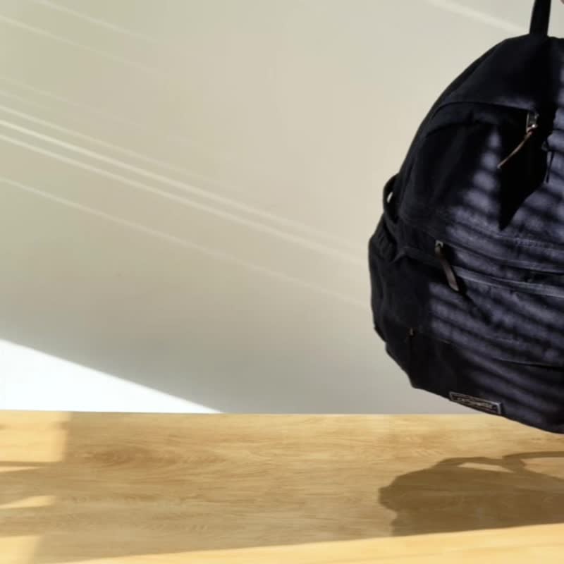 貓西CATWEST設計簡約休閒背包牛仔雙肩包日常大容量旅行背包深色 - 後背包/背包/書包 - 棉．麻 