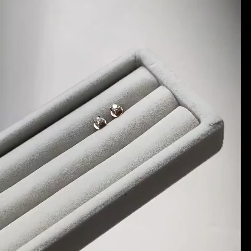 Stud Earrings with Cut Gemstones - Gold 9K plated - 耳環/耳夾/耳骨夾 - 純銀 金色