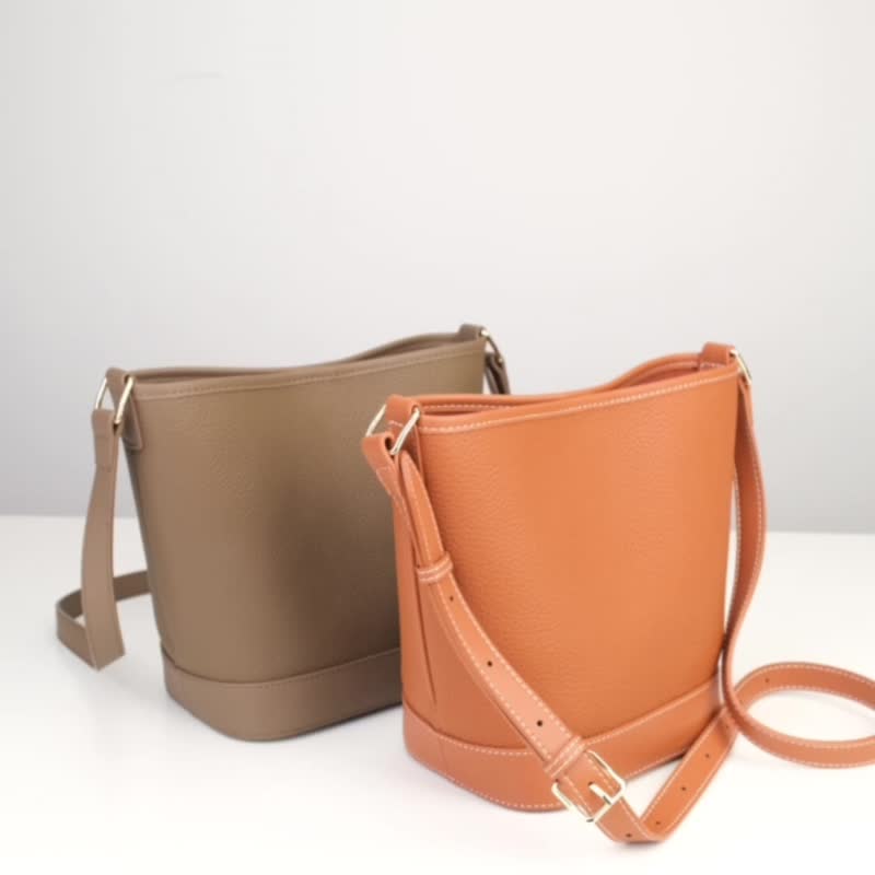 BUCKET BAG Bucket bag side backpack messenger bag textured first layer calfskin - Messenger Bags & Sling Bags - Genuine Leather 