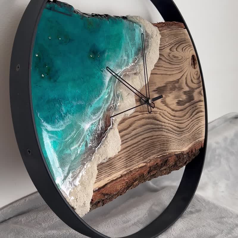 Loft wood Beach wall clock, resin ocean clock with sea shell 壁飾 掛鐘 藍染 女 禮物 入厝禮物 - 時鐘/鬧鐘 - 樹脂 藍色