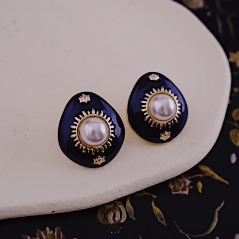 Vintage Earrings | Classical Sun Pearl | Unchangeable Clip | CBJ058