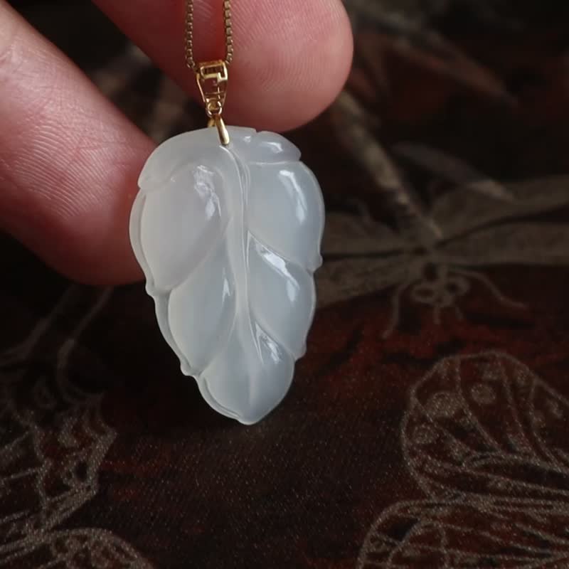 天然和田玉葉子吊墜冰底羊脂玉吊墜玉質細膩18K金鑲嵌 一夜暴富 - 項鍊 - 玉石 