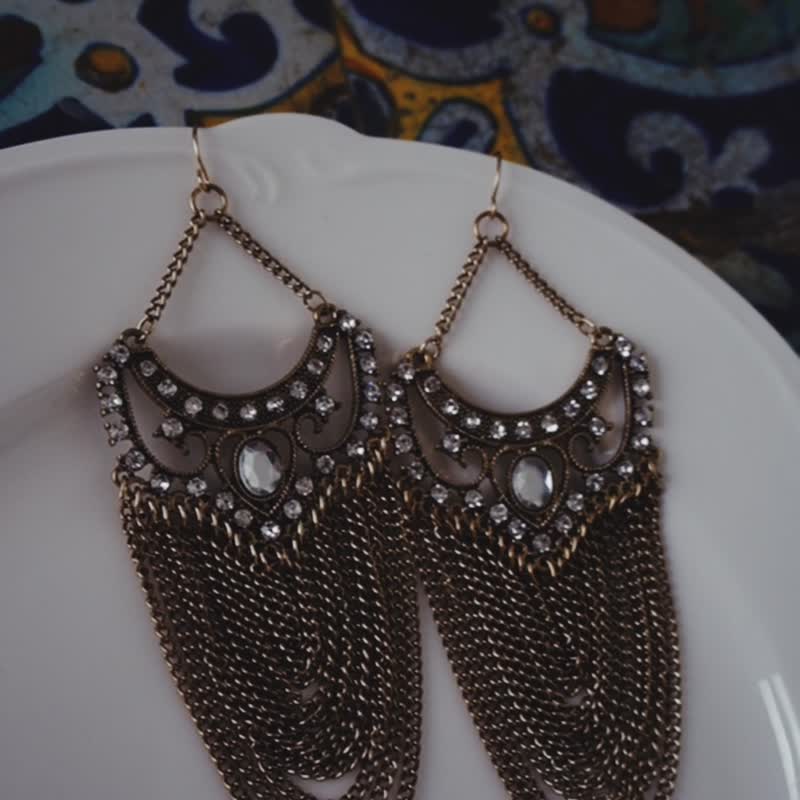 レトロ イヤリング | クラシック コート ゴールデン タッセル | CBK077 - ピアス・イヤリング - その他の素材 ゴールド