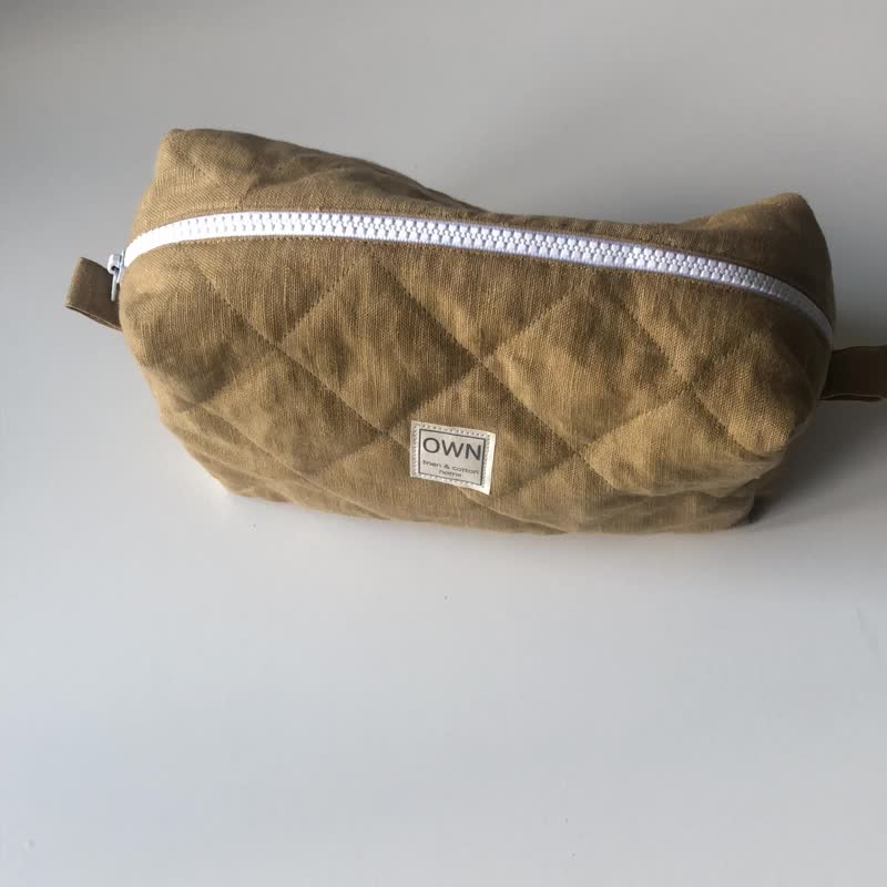 Makeup bag, cosmetic bag, travel bag, toiletries bag, レザー - 化妝包/收納袋 - 亞麻 